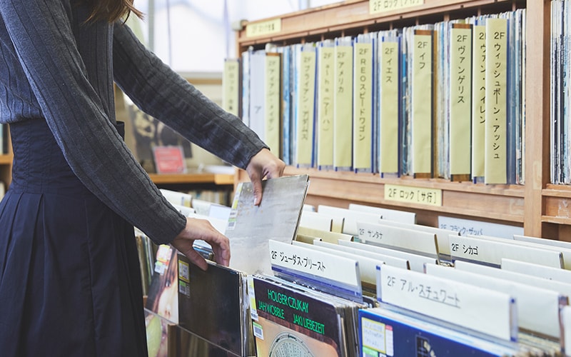 レコード 試聴 図書館